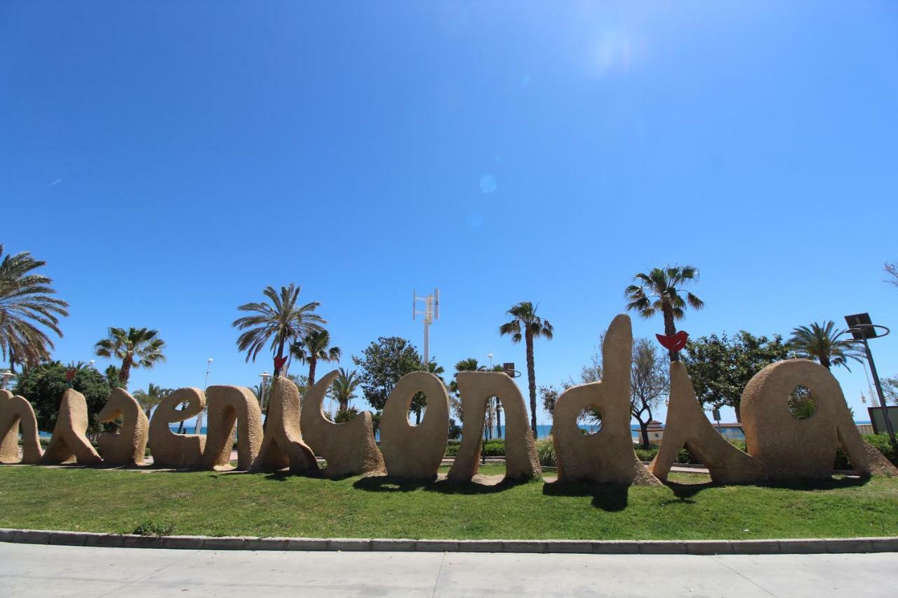 Playa De La Misericordia Hotel Málaga Esterno foto